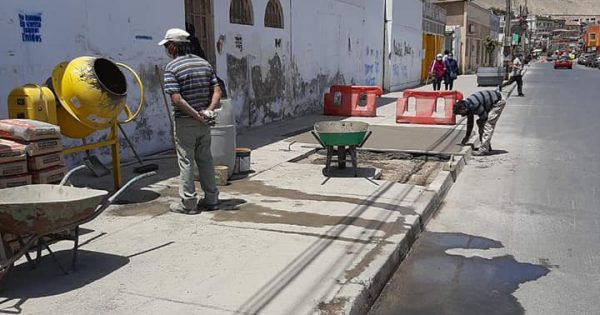 Municipio de Chañaral repara calles y veredas en mal estado. | RADIO ...